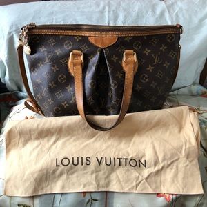 Louis Vitton MEDIUM  💼 FOR SELL💰💰💰